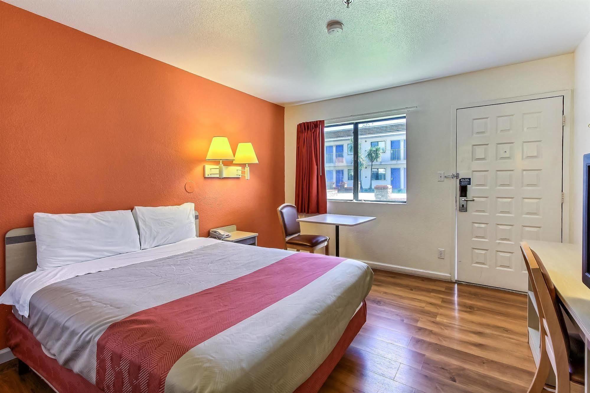 Motel 6-Fremont, Ca - South Eksteriør billede