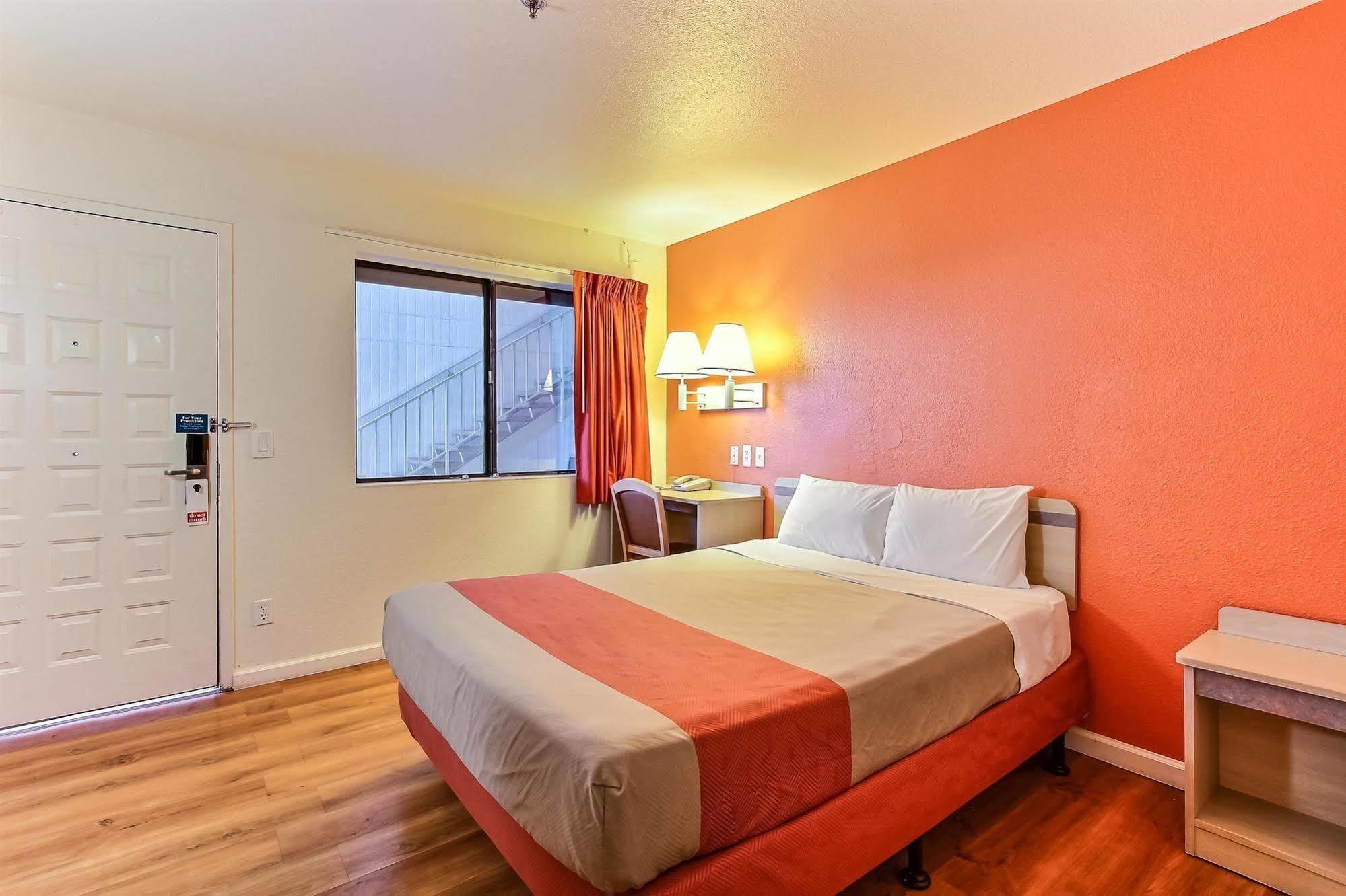 Motel 6-Fremont, Ca - South Eksteriør billede